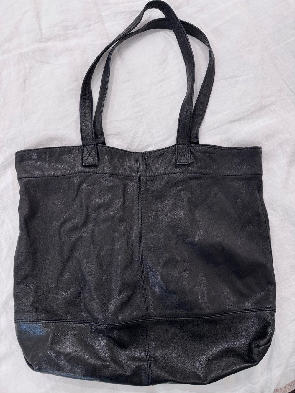 Genuine leather tote bag